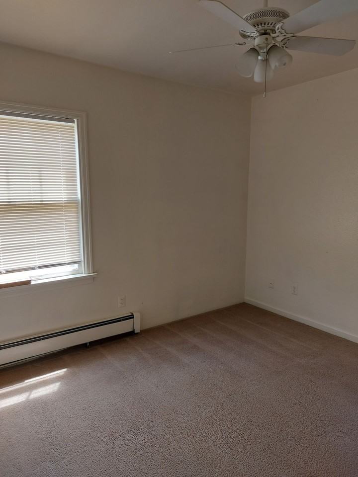 5 bedroom - College house - Photo 7 of 48