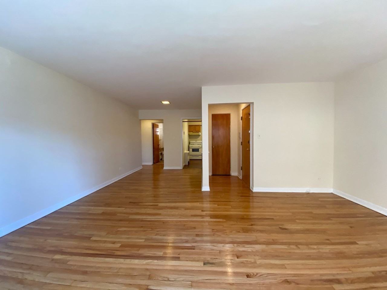 339 - *2714-24 W. Bryn Mawr Building* - Photo 3 of 10