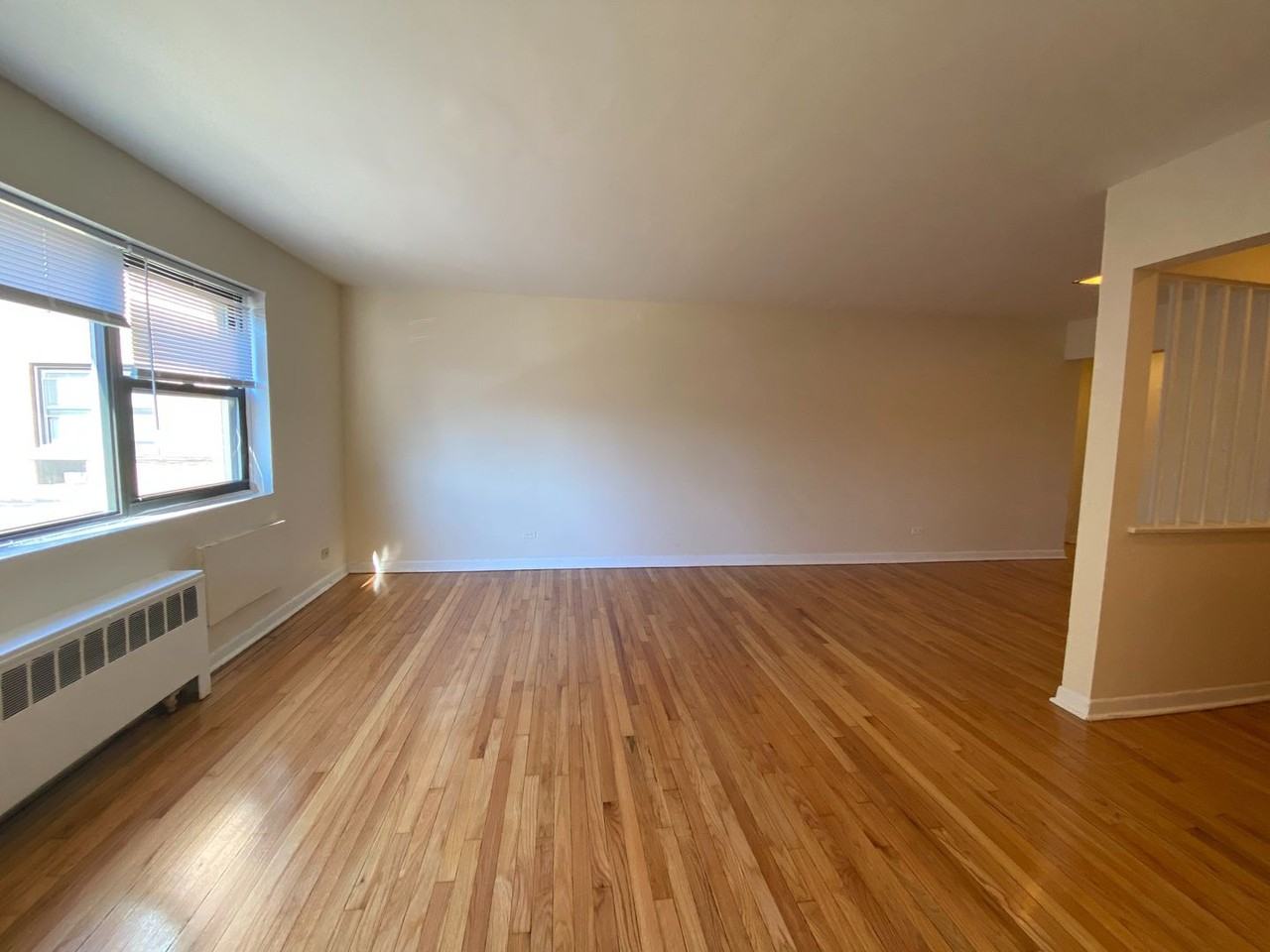 339 - *2714-24 W. Bryn Mawr Building* - Photo 4 of 10