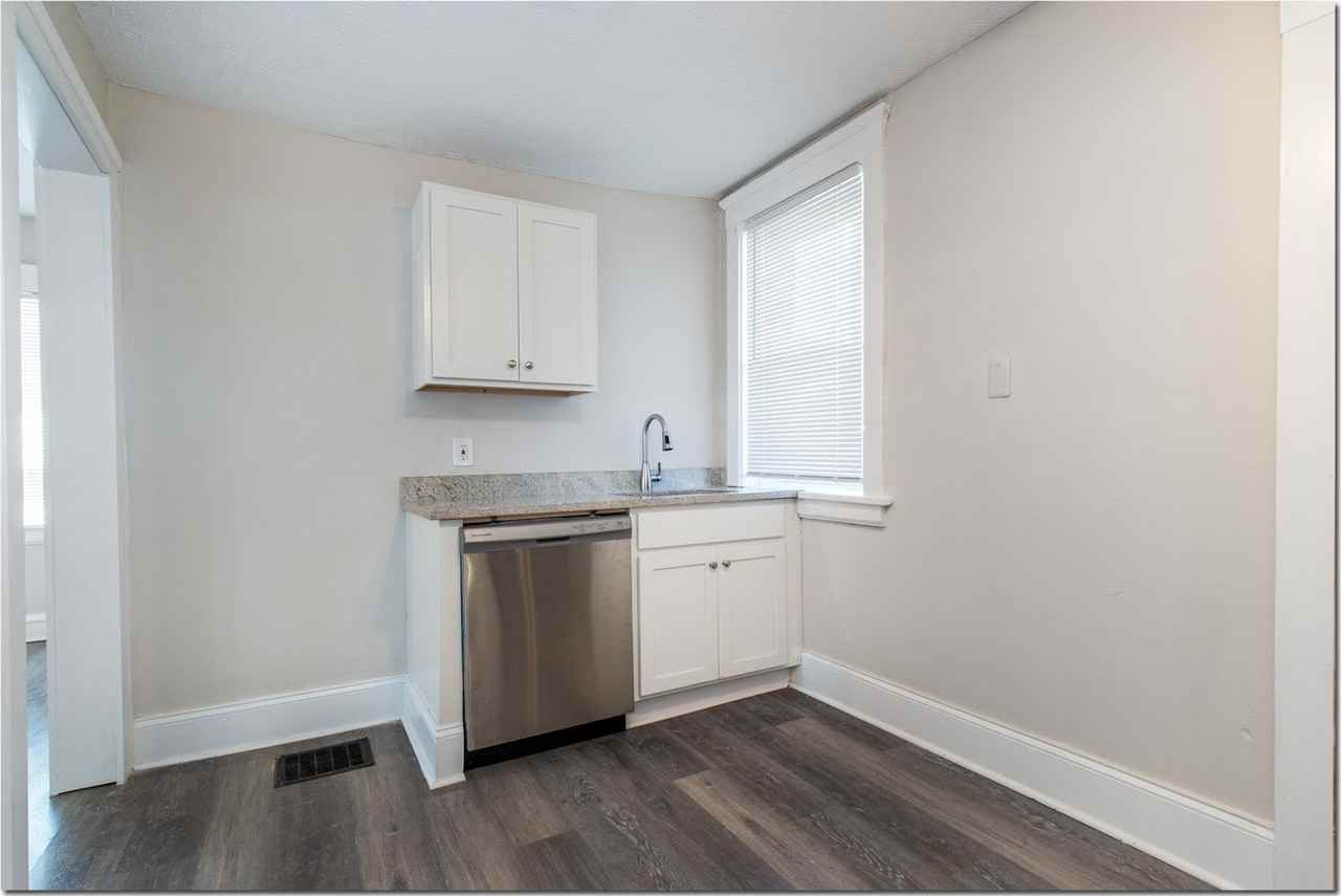 The William - Photo 5 of 31