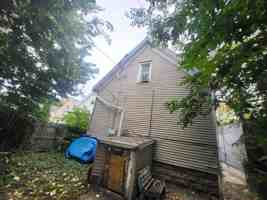 featured image of 2469 S 5th St