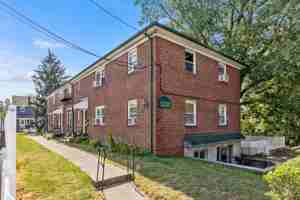 featured image of 47 E Main St