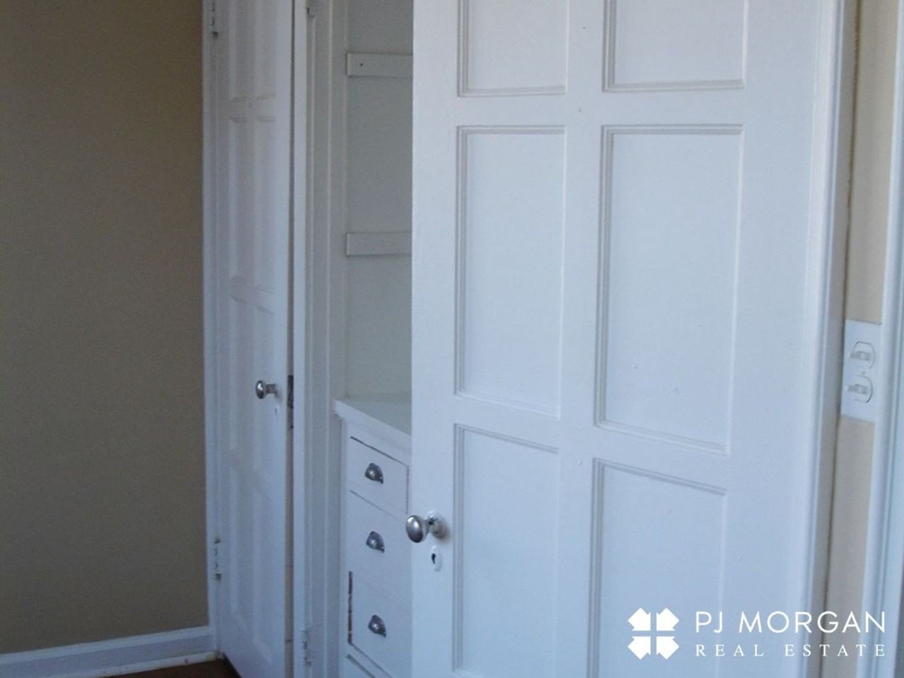 4903 - Photo 4 of 10