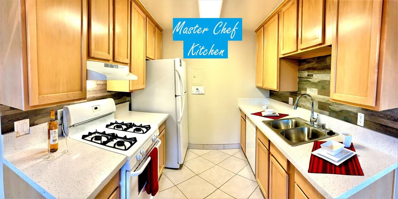 1821 Peppertree Apts LLC - Photo 5 of 36