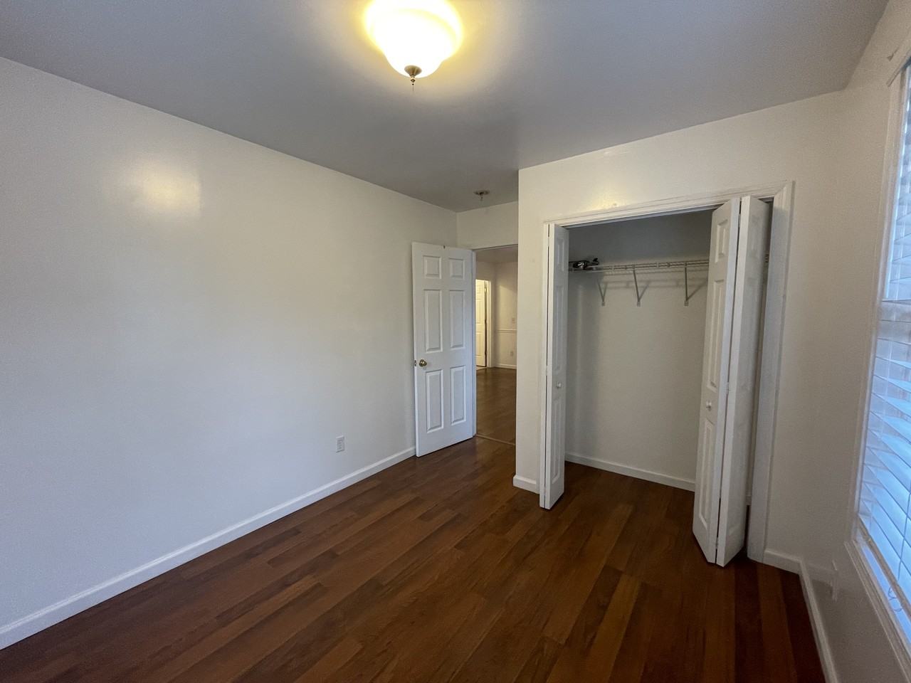 2203 Yaupon Dr - Photo 4 of 12