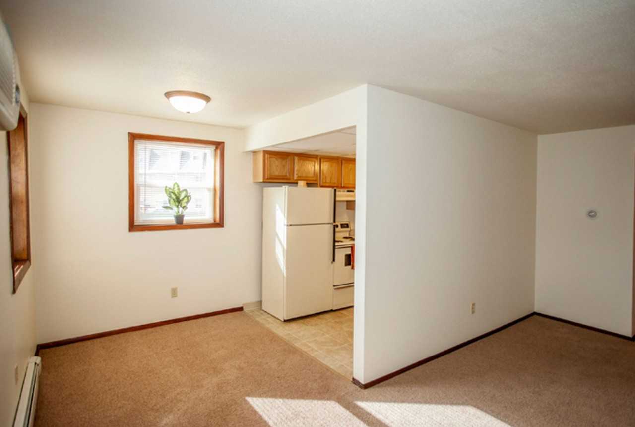 Viewpointe Apartment Homes - Photo 5 of 49