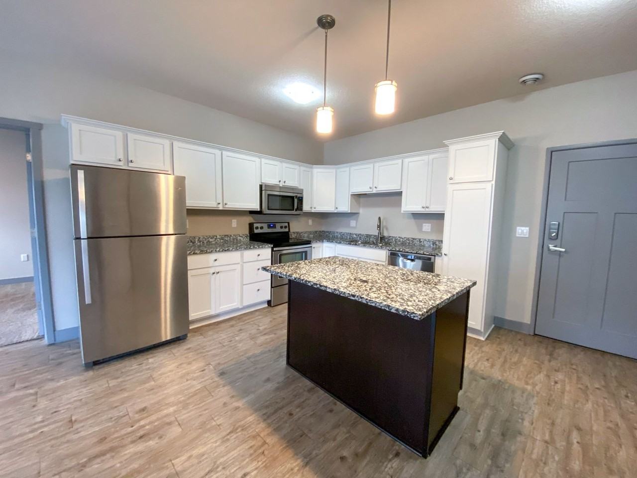 Aurora Heights | 2110 - Photo 3 of 17