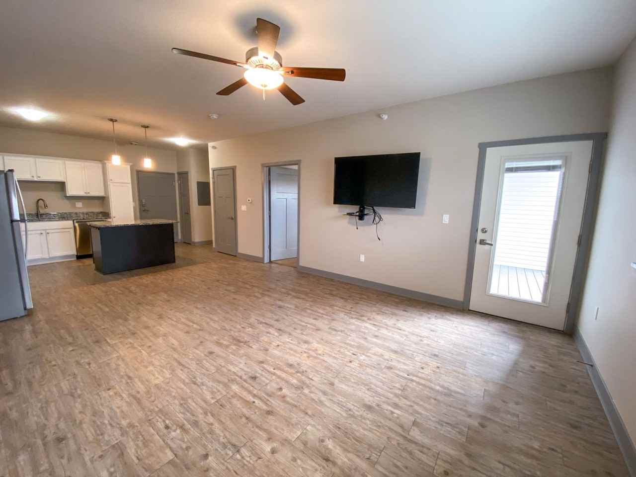 Aurora Heights | 2110 - Photo 6 of 17