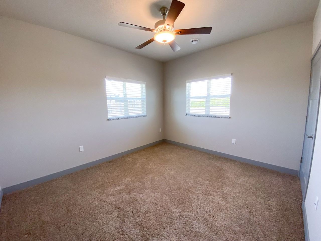 Aurora Heights | 2110 - Photo 7 of 39