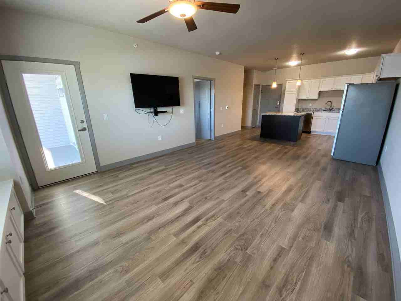 Aurora Heights | 2126 - Photo 4 of 11