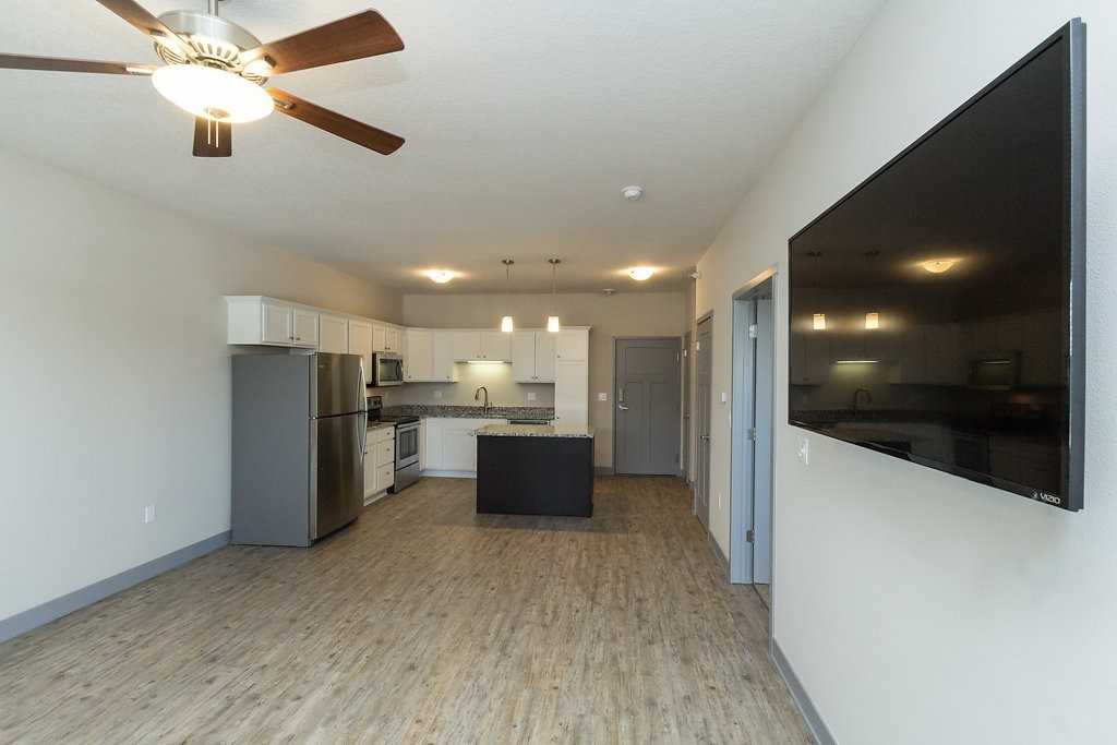 Aurora Heights | 3420 - Photo 3 of 12