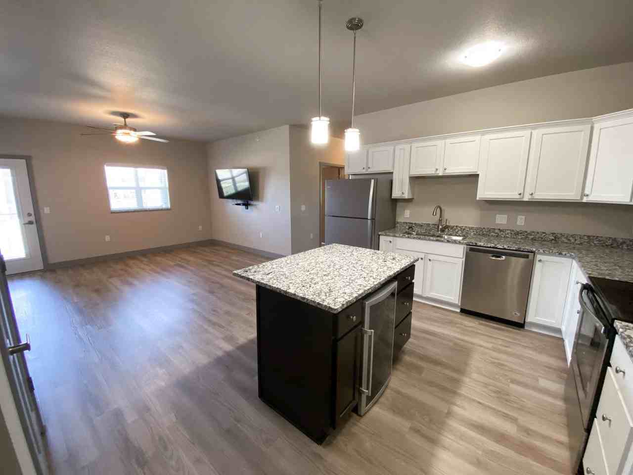 Aurora Heights | 3420 - Photo 2 of 13