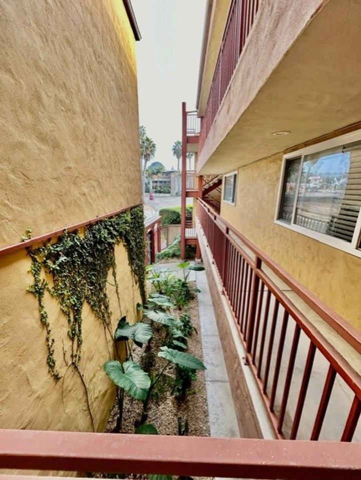 363 Playa Del Sur #22 - Photo 3 of 14