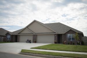 featured image of Stonegate Duplexes