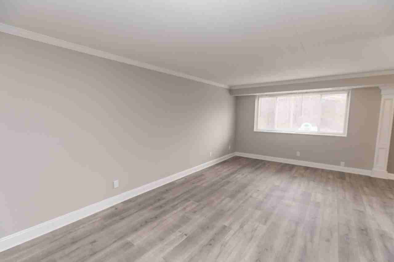 7310 Whittington Dr - Photo 2 of 19