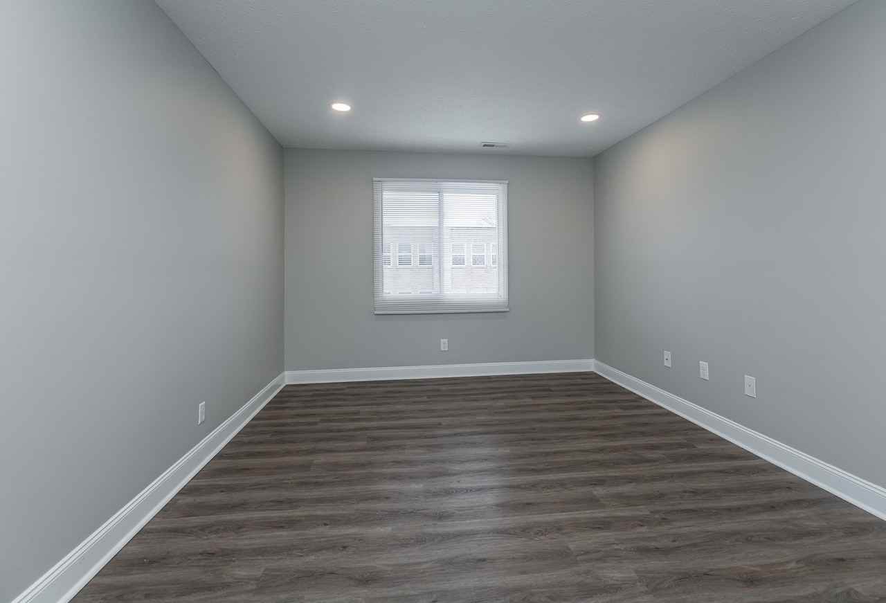 7310 Whittington Dr - Photo 6 of 19