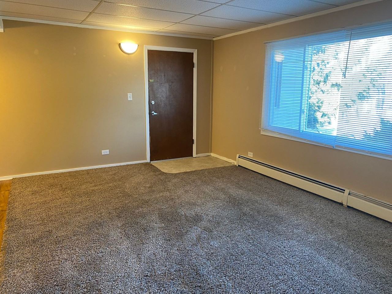 Thorp 10 Unit Apartment - Photo 7 of 14