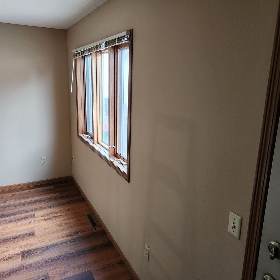 Southside 2BD 1BA Townhouse - Photo 6 of 17