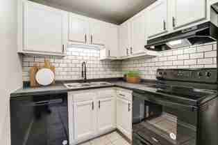 749 Dolphin Dr - Photo 1 of 1