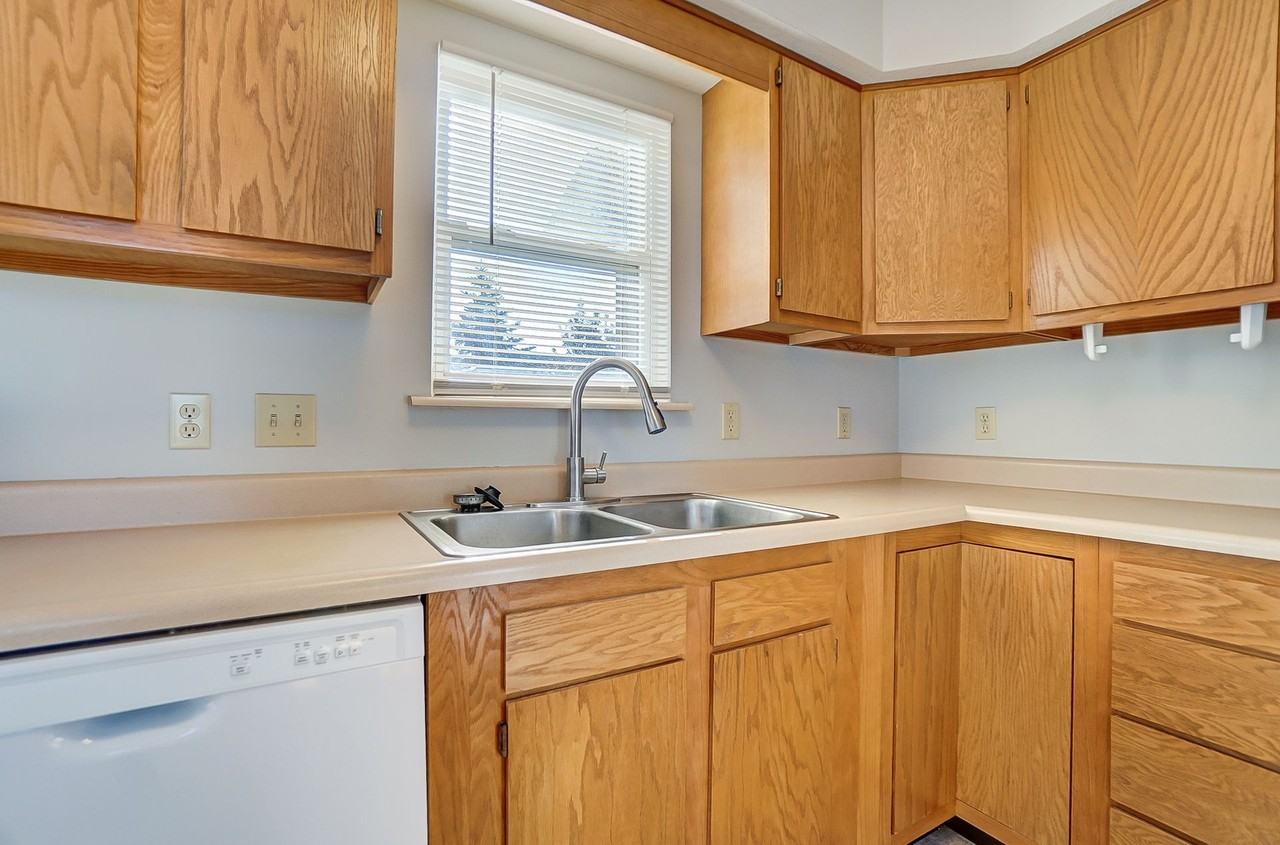 Jefferson Place Villas - Photo 3 of 18