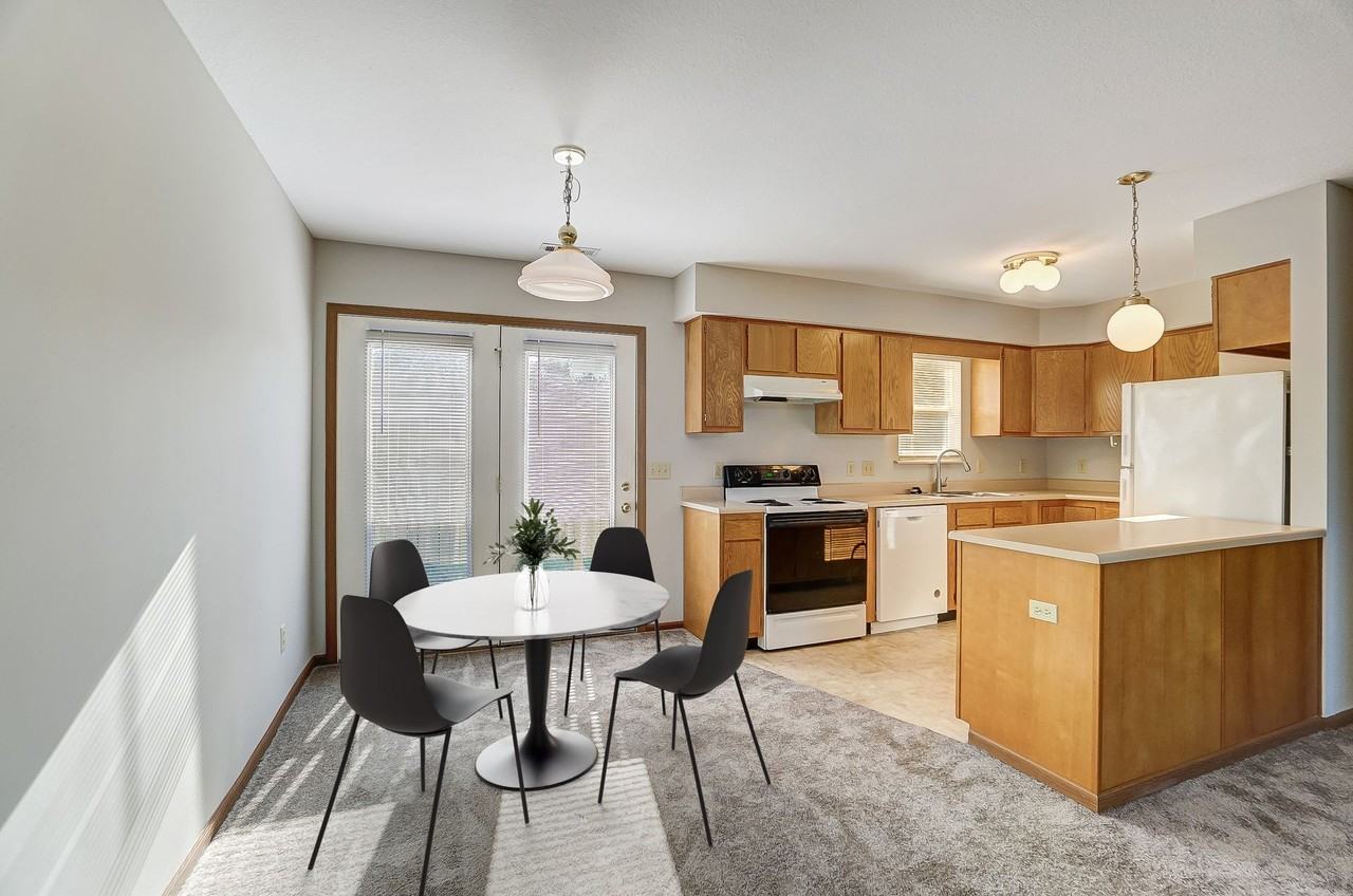 Jefferson Place Villas - Photo 4 of 18