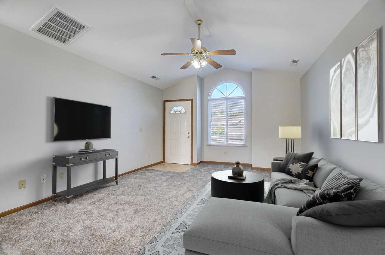 Jefferson Place Villas - Photo 7 of 18