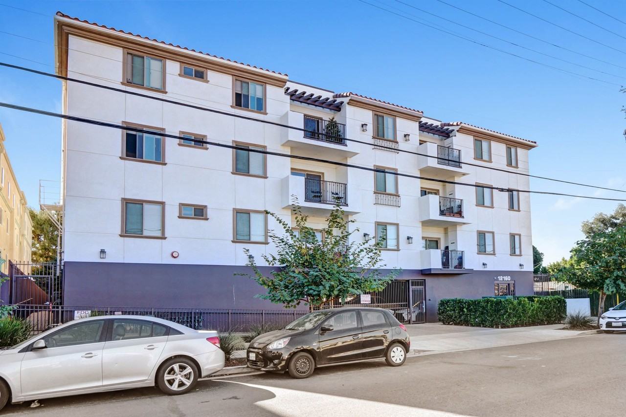 Hart 60 - Photo 3 of 38