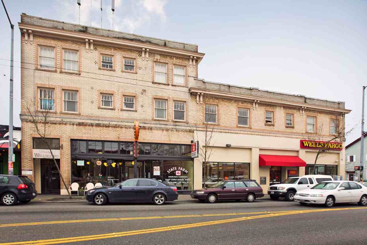 Vintage Wallingford - Photo 2 of 4