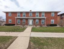 Colonial 2105 - Photo 1 of 1
