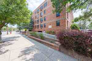 featured image of 22 W 25th St