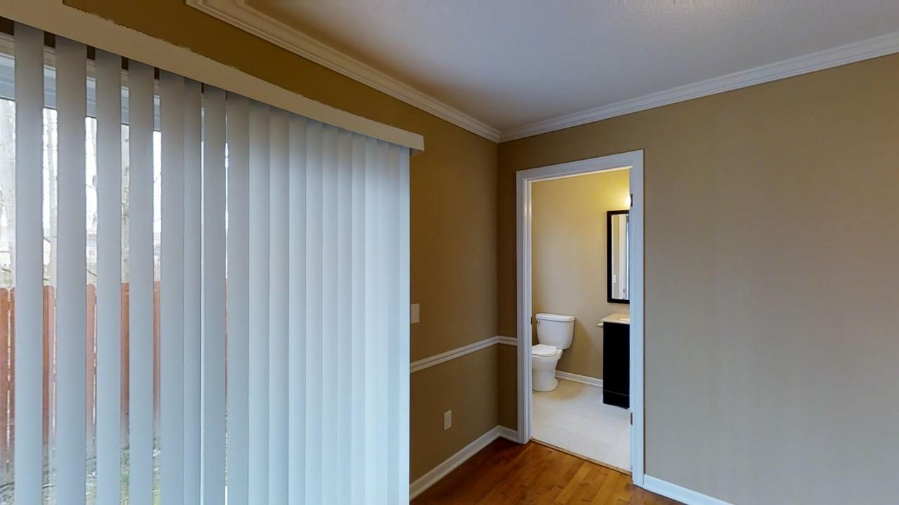 3Bd/ 2.5Ba Townhouse w/ Attached Garage & Finished Basement at Ashley's Garden in Amherst, NY - Photo 5 of 50