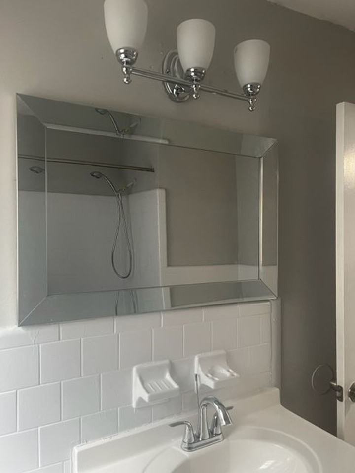 BOLDEN PINES - Photo 2 of 10