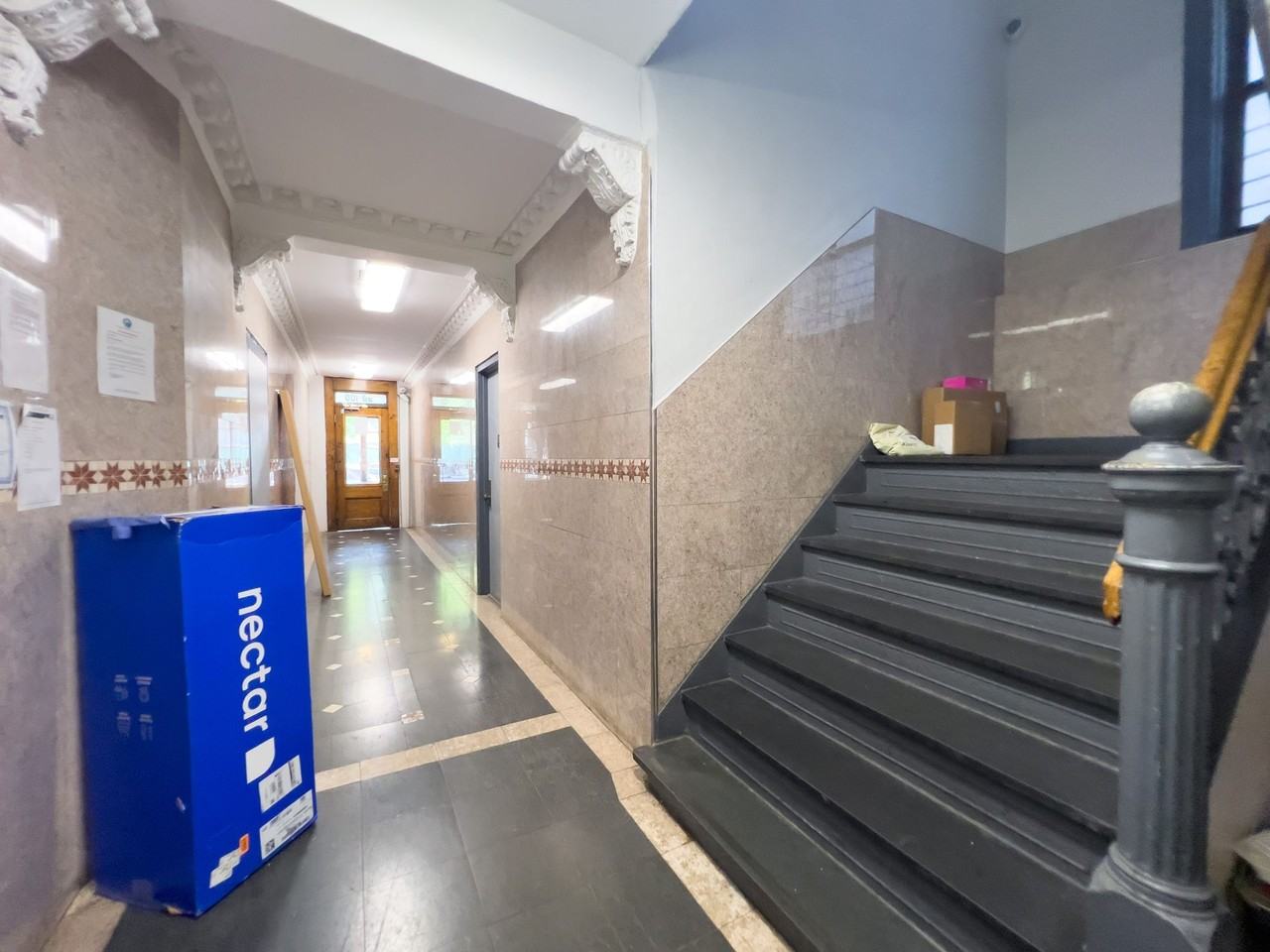 98 Thompson - Photo 3 of 5