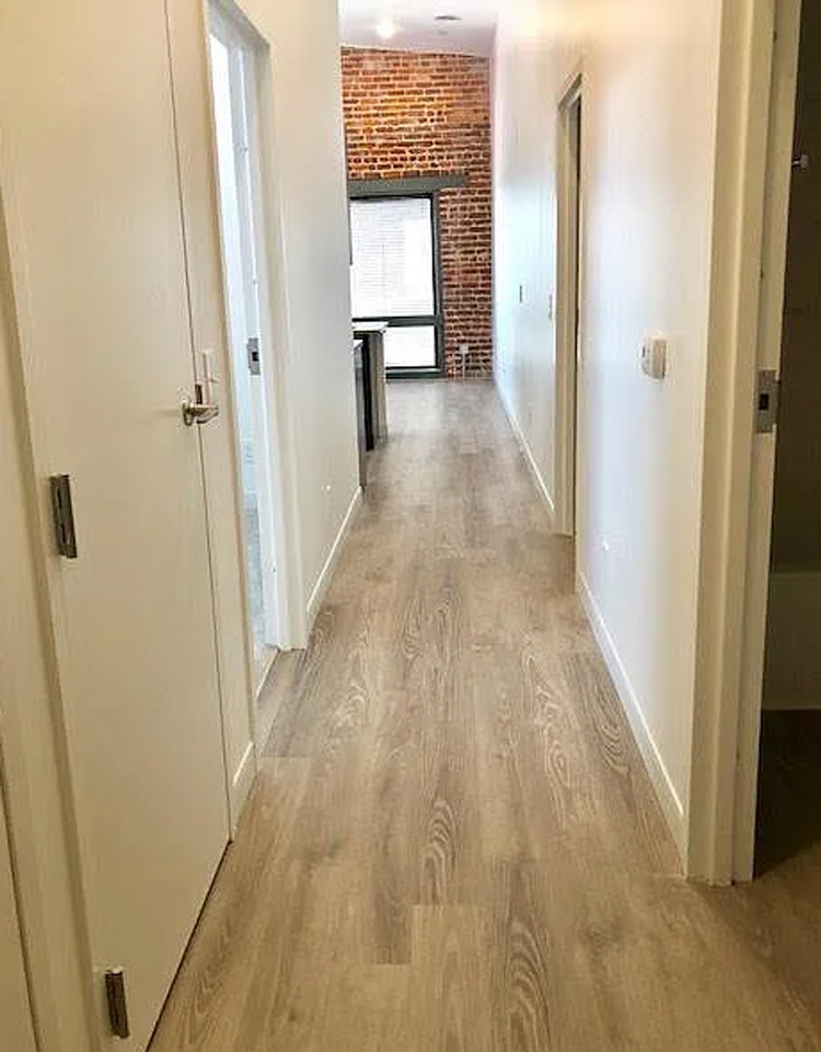 1 West Cary Apartments - Photo 6 of 21