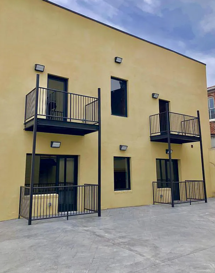 1 West Cary Apartments - Photo 7 of 21