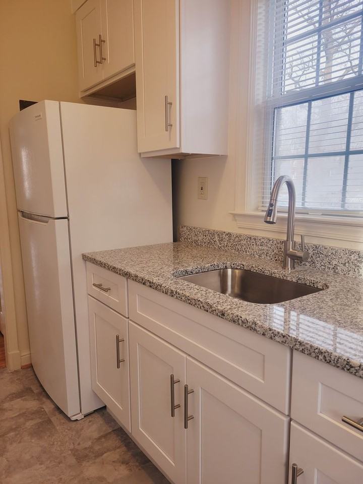 Burton Gardens - Photo 6 of 10