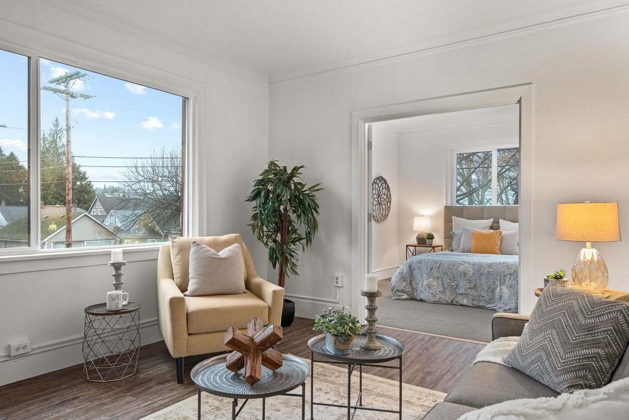 Madrona - Photo 2 of 9