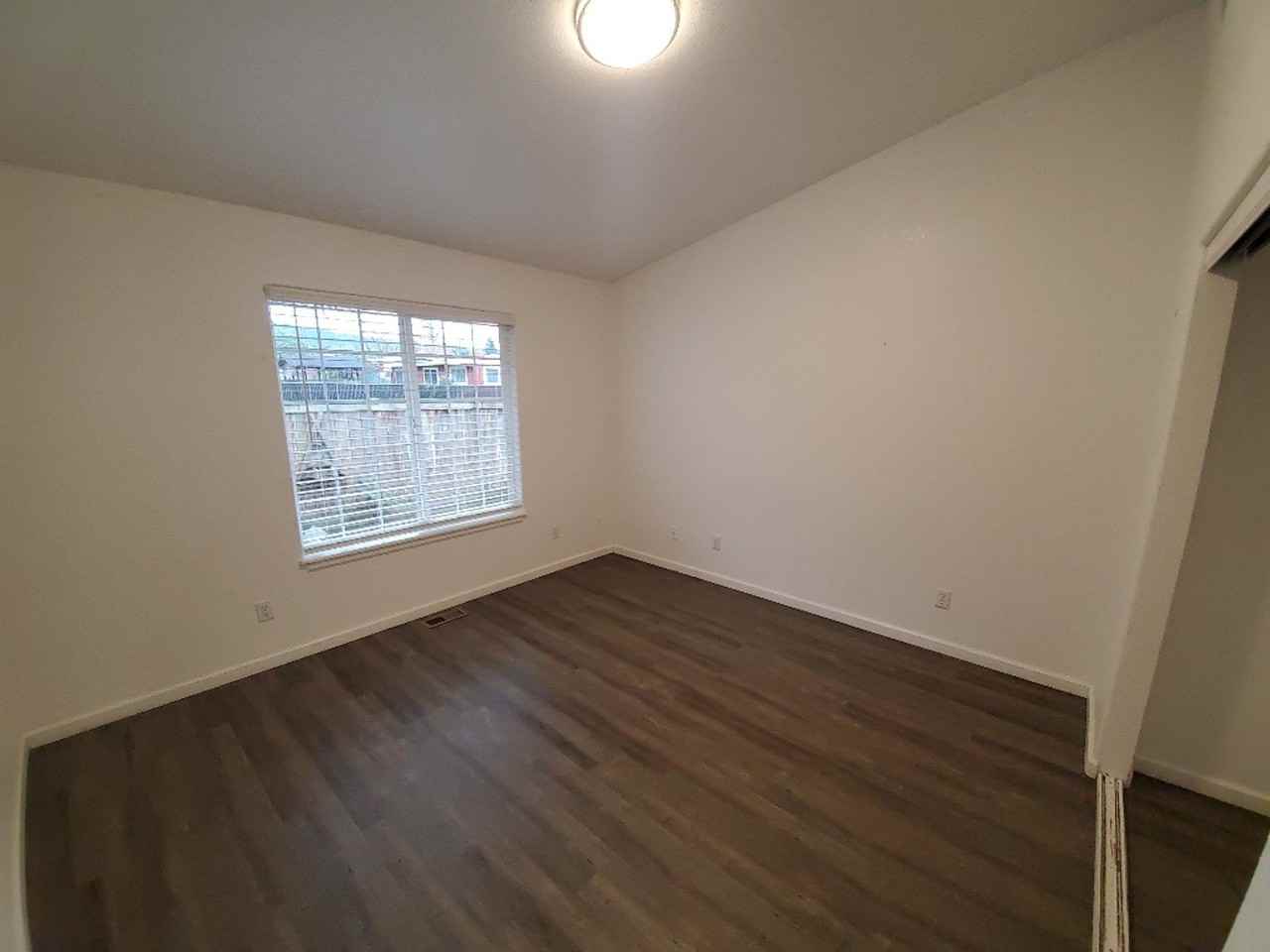 922 Crescent [PRM: Andrew] (3) - Photo 2 of 11