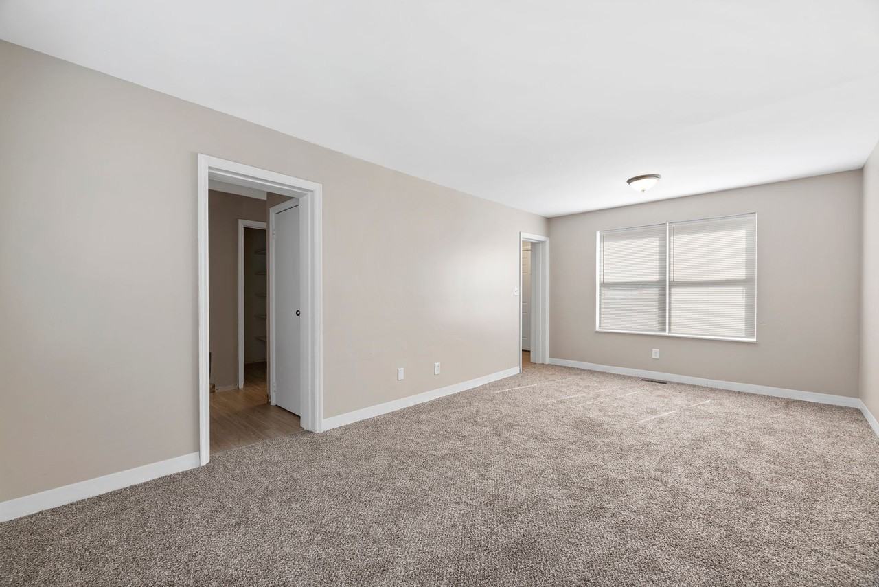 Scioto Townhomes (Elevate) Apartments Scioto Townhomes, Columbus, OH