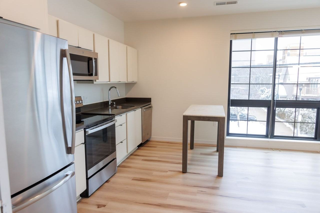 Avant Apartments - Photo 3 of 8