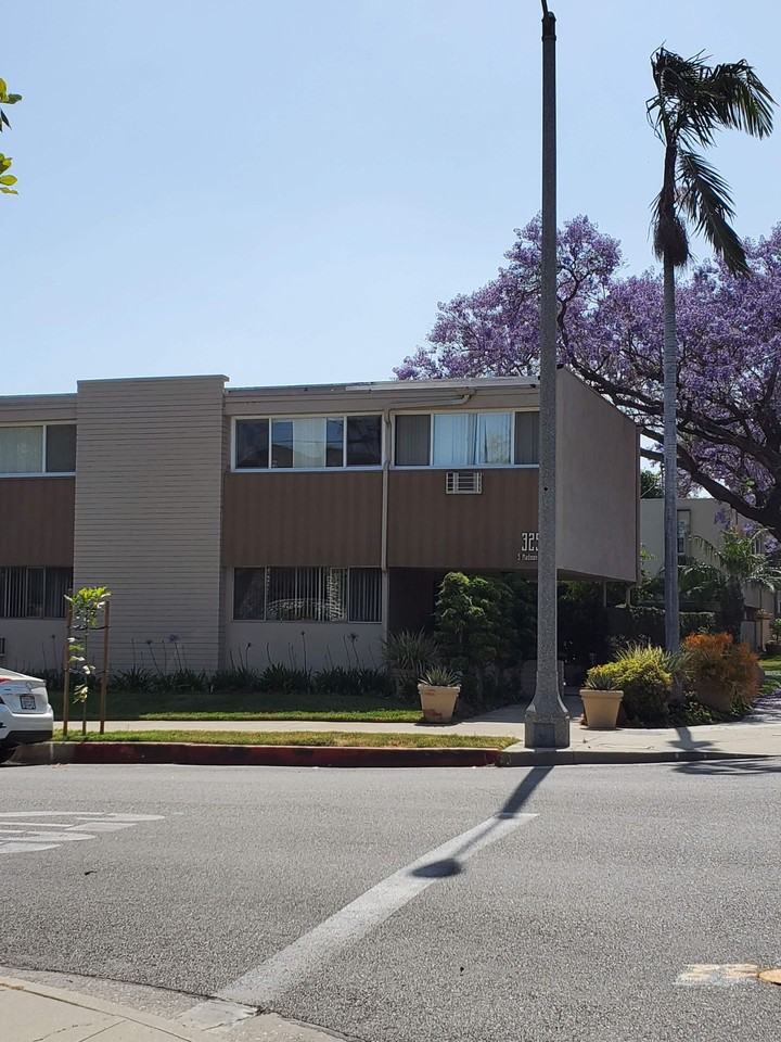 065 - Royal Del Mar - Photo 2 of 5