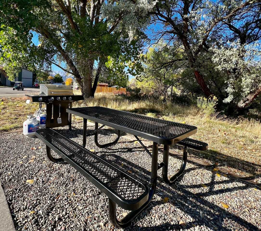 Wind River Apartments, LLC - Photo 2 of 22