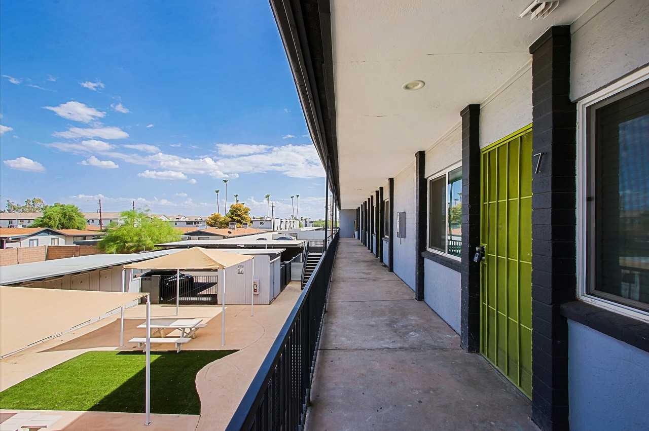 3219 E. Earll Drive (Urbana at Arcadia) - Photo 2 of 12