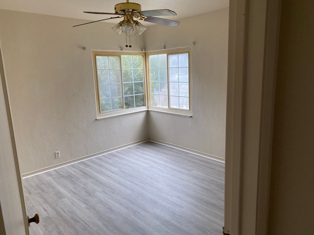 261 - 382-392 Callan Ave - Photo 2 of 6