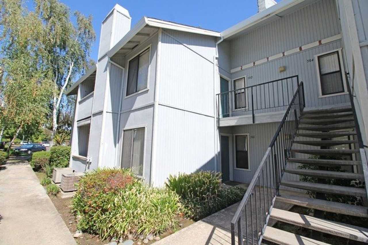 SP579-Springview Oaks - Photo 3 of 31