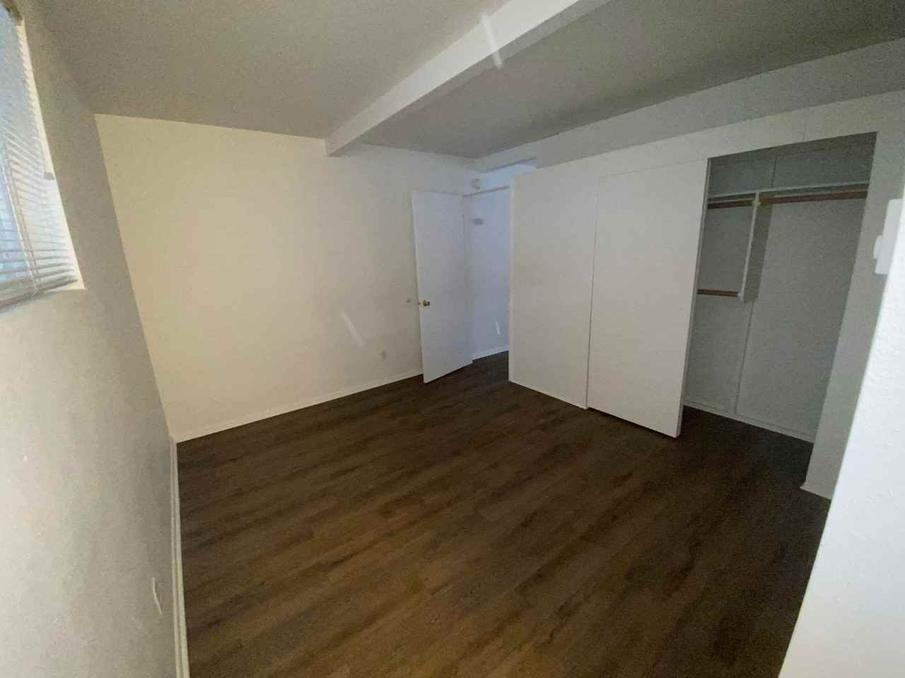 775e15 - Photo 4 of 8