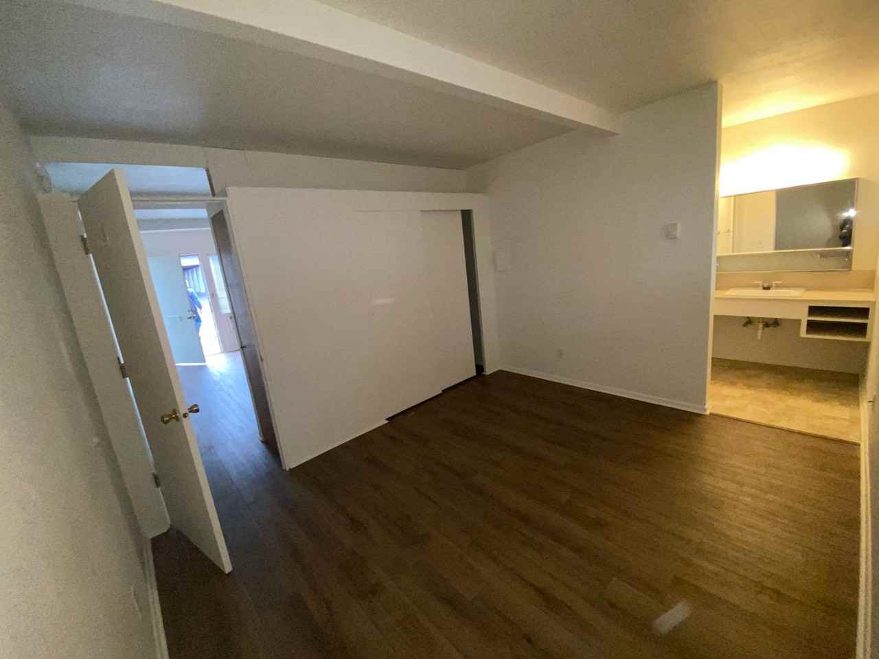 775e15 - Photo 5 of 8