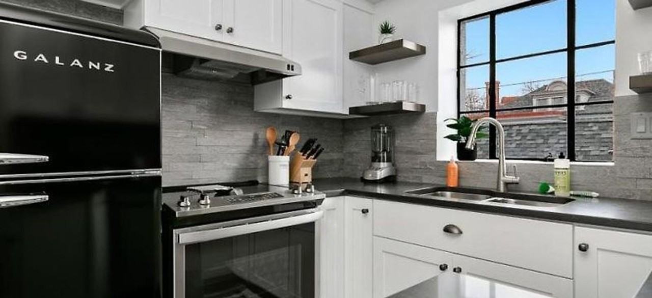 Luxury Living near the Heart of Downtown Boise | Fully Furnished! - Photo 4 of 24