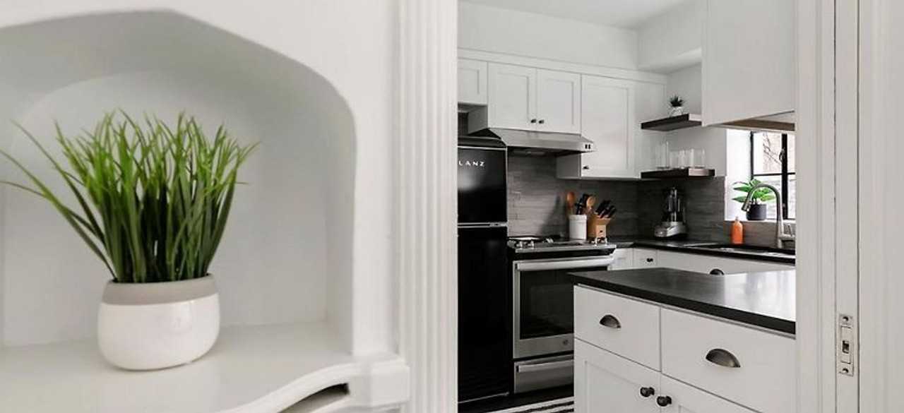 Luxury Living near the Heart of Downtown Boise | Fully Furnished! - Photo 5 of 24