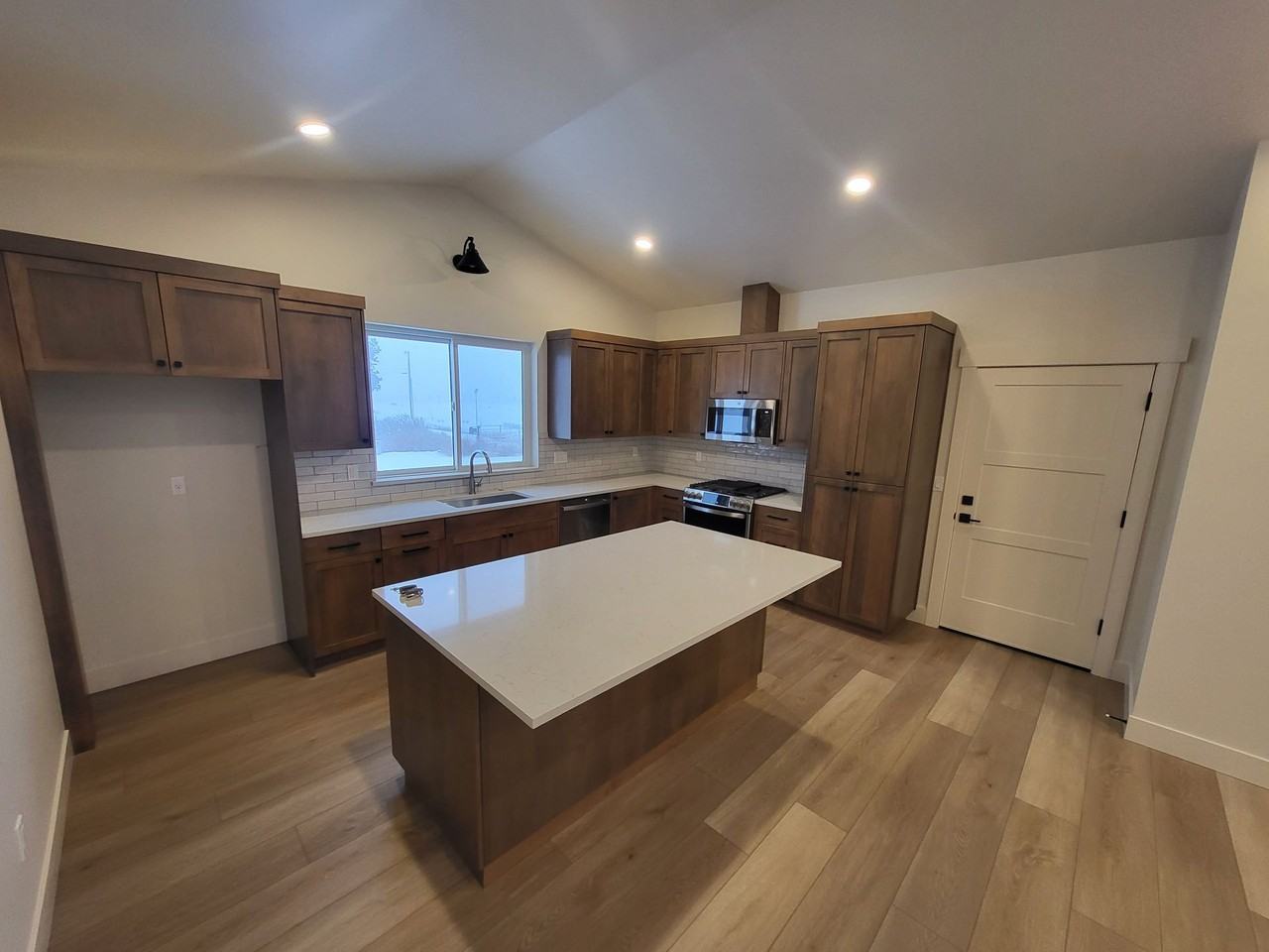 3783 SW 47th Street - Photo 6 of 50